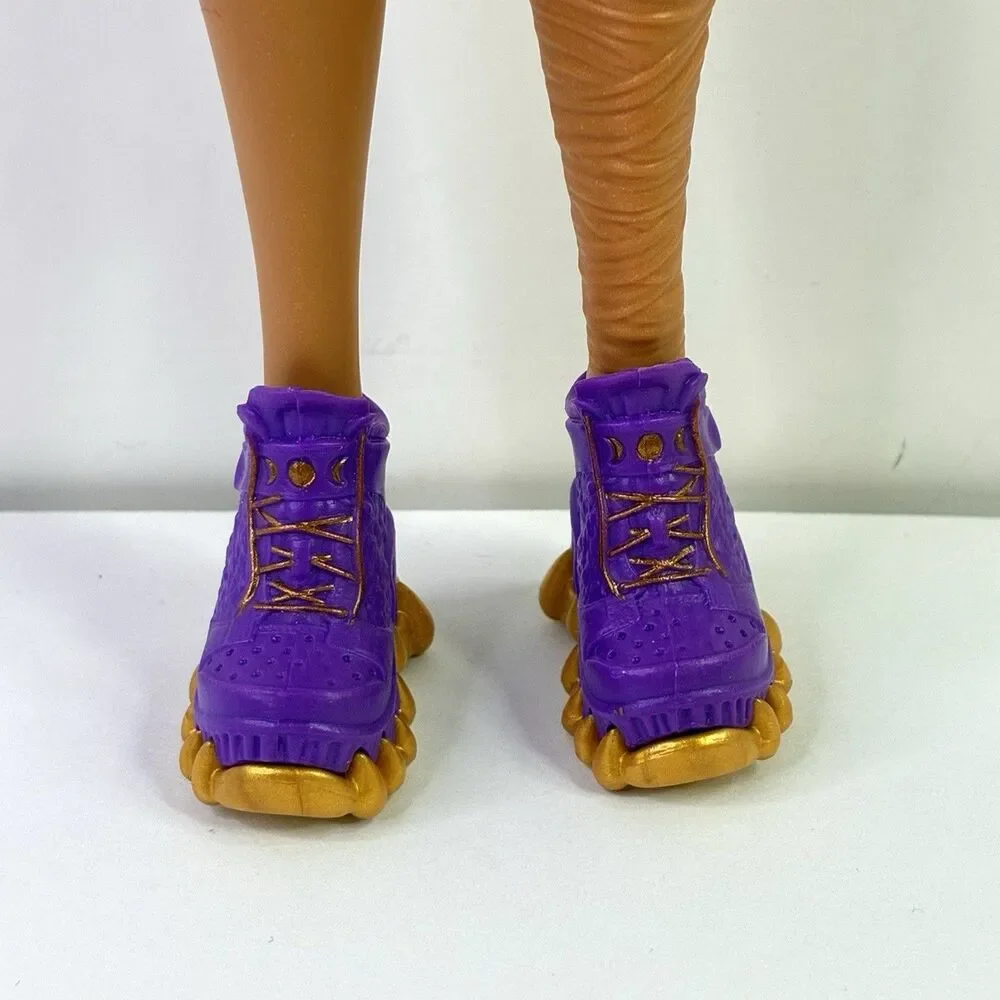 Monster High Clawdeen Wolf Doll G3 Reboot Purple Gold Tennis Shoes